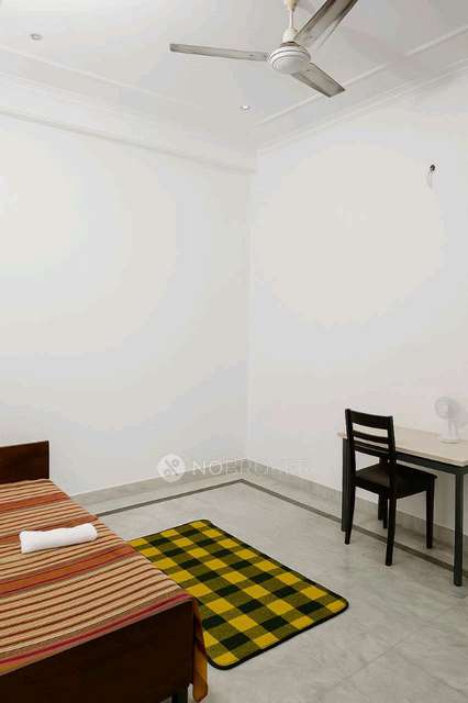 Single Room for Male In 3 BHK  In Nanda Hospital