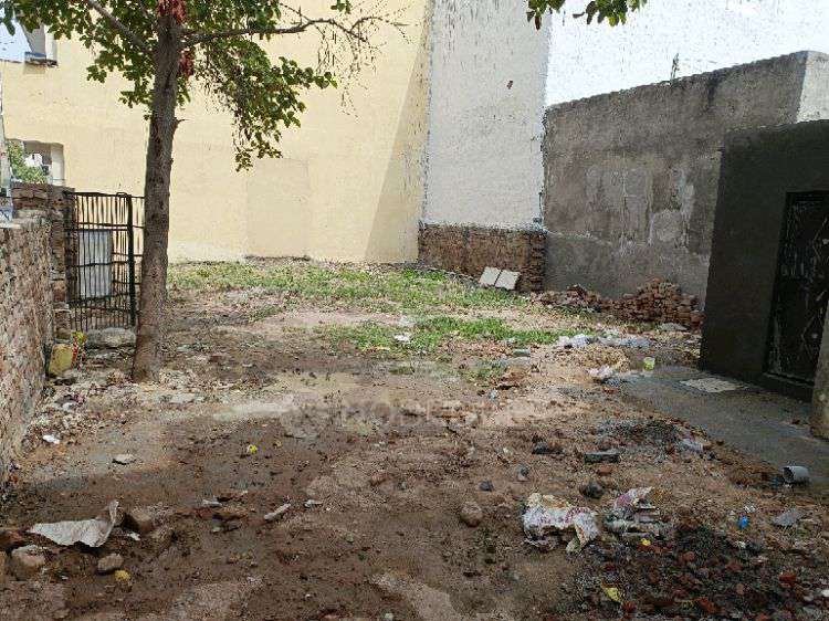 Industrial in Ashok Vihar Phase 3, Gurgaon for Rent 