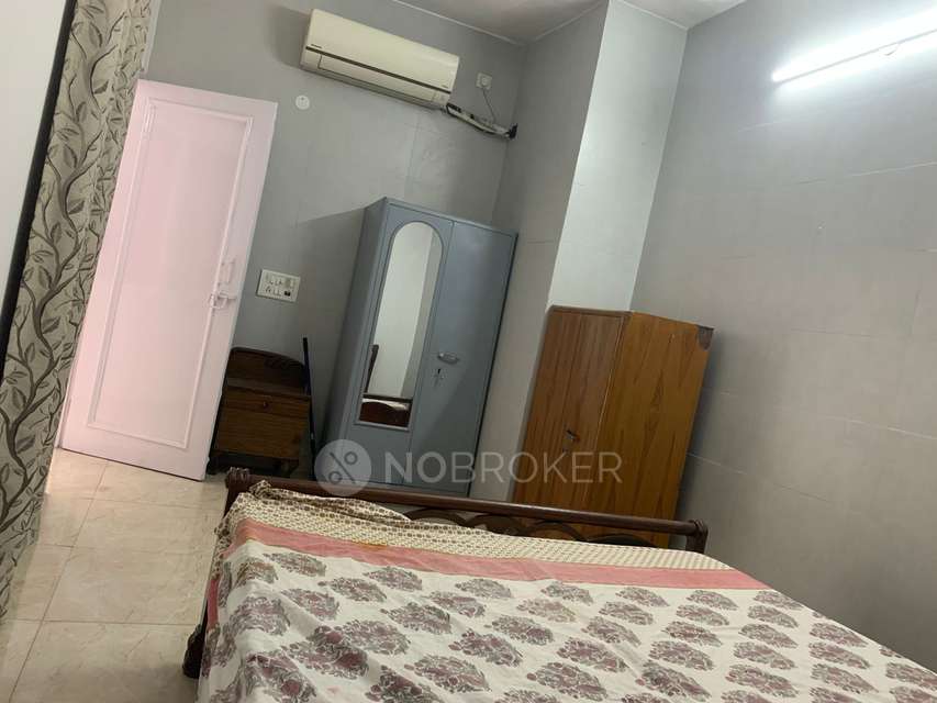 PG for Girls in Hauz Khas