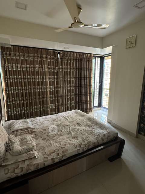 3 BHK Flat In Chandak Heritage For Sale  In Malad West