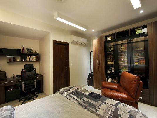 3 BHK Flat In Palm Grove , Journalist Colony, Jubileehills Road No 70 For Sale  In Jubilee Hills