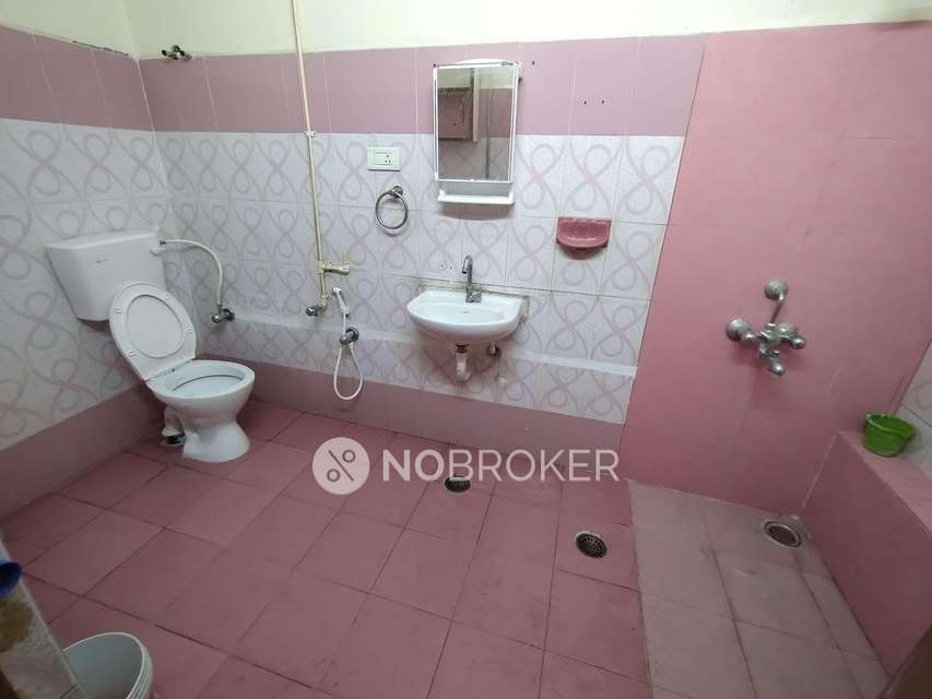 3 BHK Flat In Aliens Fast Track, Madhapur For Sale  In Madhapur