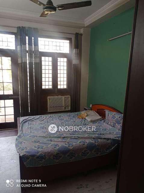 3 BHK Flat In Standalone Building  For Sale  In Punjabi Bagh