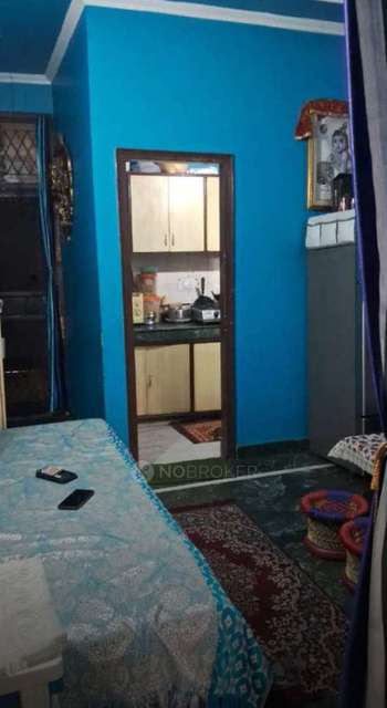 1 BHK Flat In Standalone Building  for Rent  In Okhla Industrial Estate