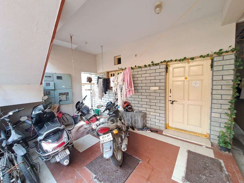 3 BHK House For Sale  In Vijayananda Nagar Main Road