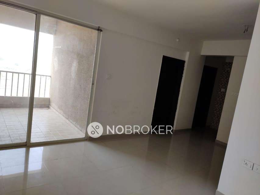 2 BHK Flat In The Regent Park For Sale  In Charholi Budruk