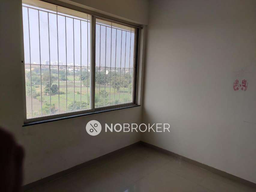 2 BHK Flat In The Regent Park For Sale  In Charholi Budruk