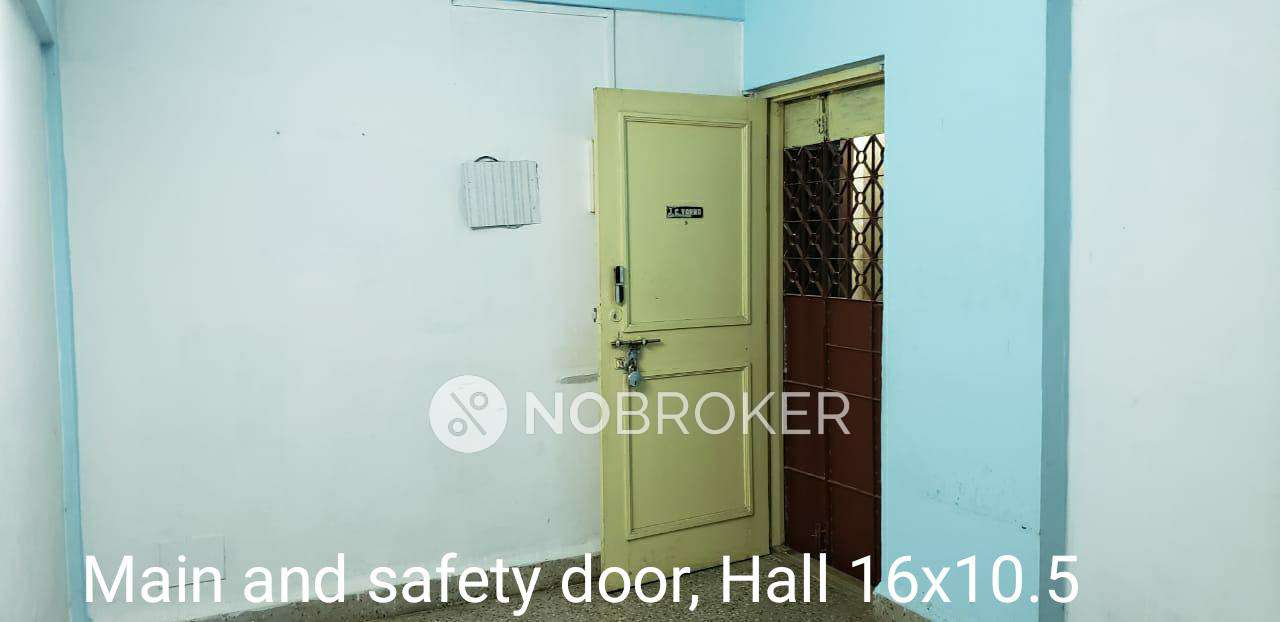 1 BHK Flat In Dahisar Alaknanda Chs Ltd For Sale  In Dahisar East