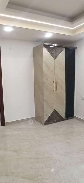 3 BHK Flat In Builder Floor For Sale  In Shahdara