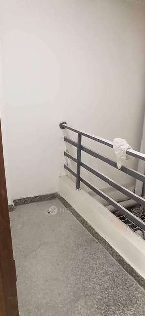 3 BHK Flat In Builder Floor For Sale  In Shahdara