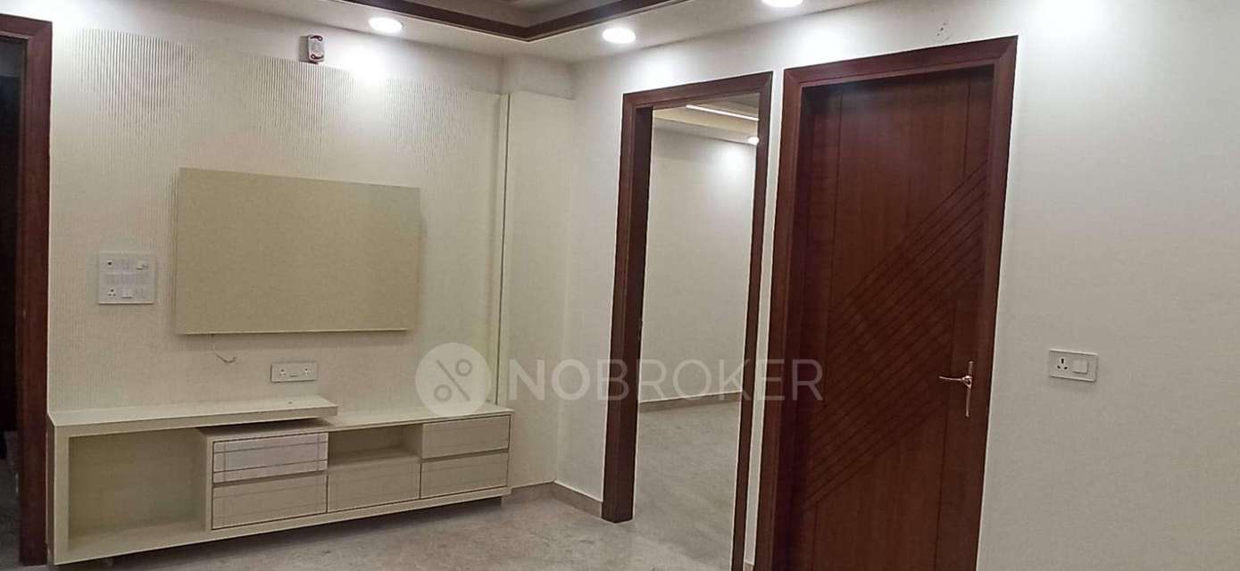 3 BHK Flat In Builder Floor For Sale  In Shahdara