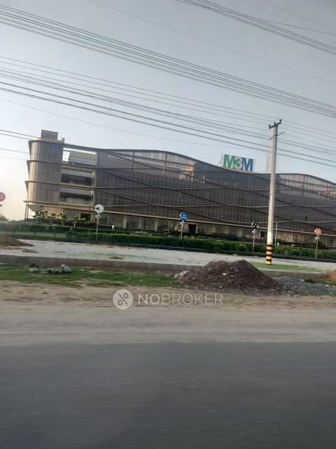 Showroom in Sector  73, Gurgaon for Rent 