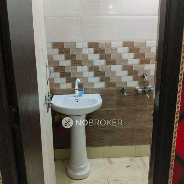 2 BHK Flat In Kushwaha Homes For Sale  In  Uttam Nagar West