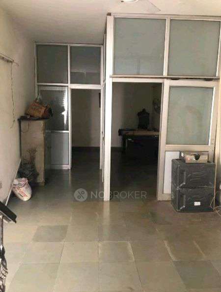 Shop in Sector 41, Noida for Rent 