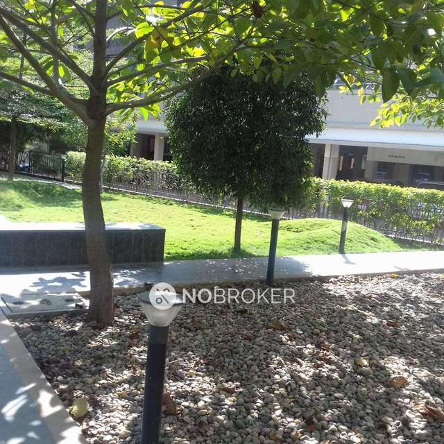 2 BHK Flat In Shreyas Palladium Grand For Sale  In Dhanori