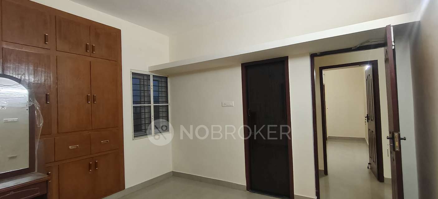 3 BHK Flat In Swarnambika Flats For Sale  In Madambakkam