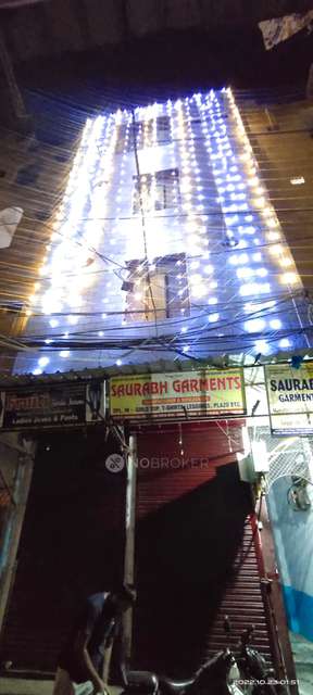 Industrial Building in Gandhi Nagar Market Hanuman Mandir Gali, Delhi for sale 