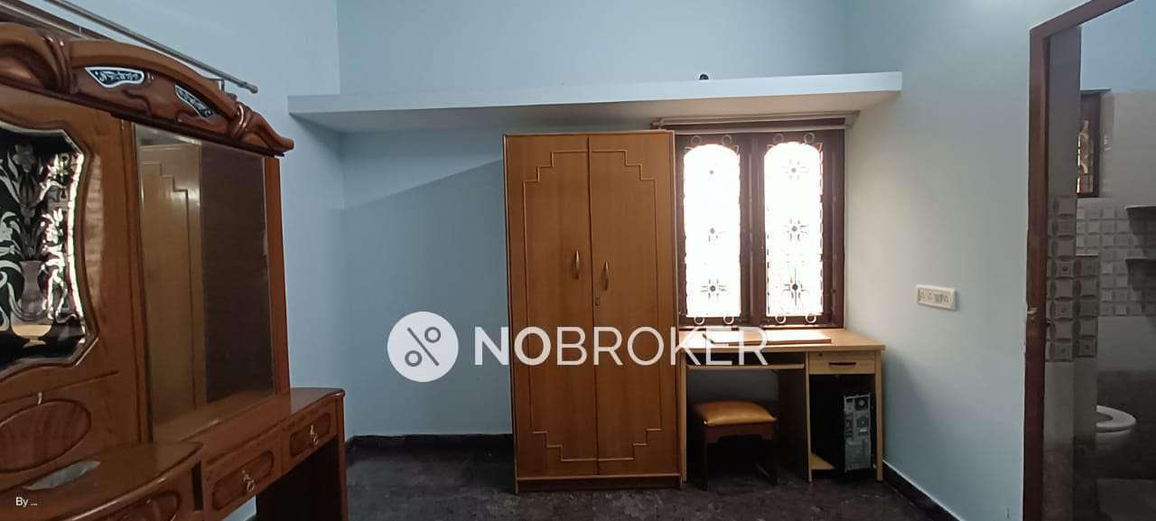 4+ BHK Flat For Sale  In Banashankari