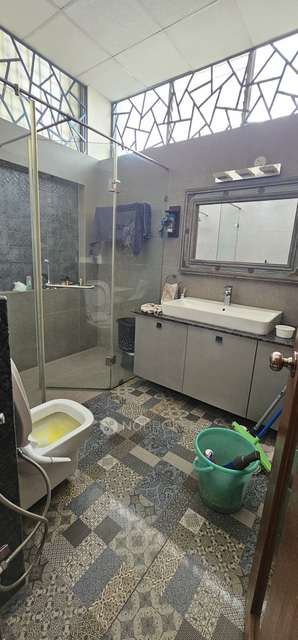 4 BHK Flat In Oakyard Apartment For Sale  In Jayanagar