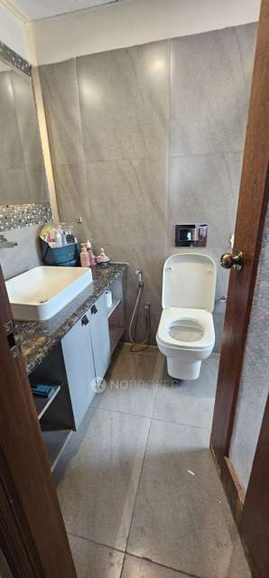 4 BHK Flat In Oakyard Apartment For Sale  In Jayanagar