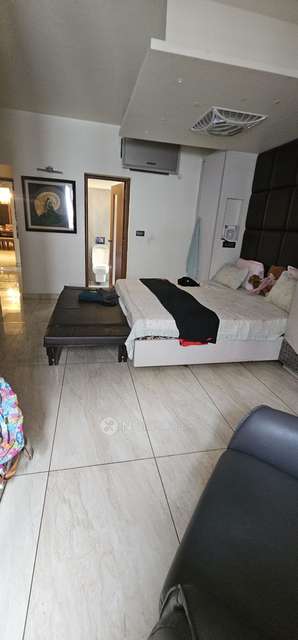 4 BHK Flat In Oakyard Apartment For Sale  In Jayanagar