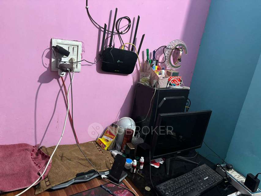 1 BHK Flat In Standalone Buidling For Sale  In Kotla Mubarakpur