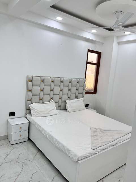 3 BHK Flat In Royal Residency For Sale  In Sector 135