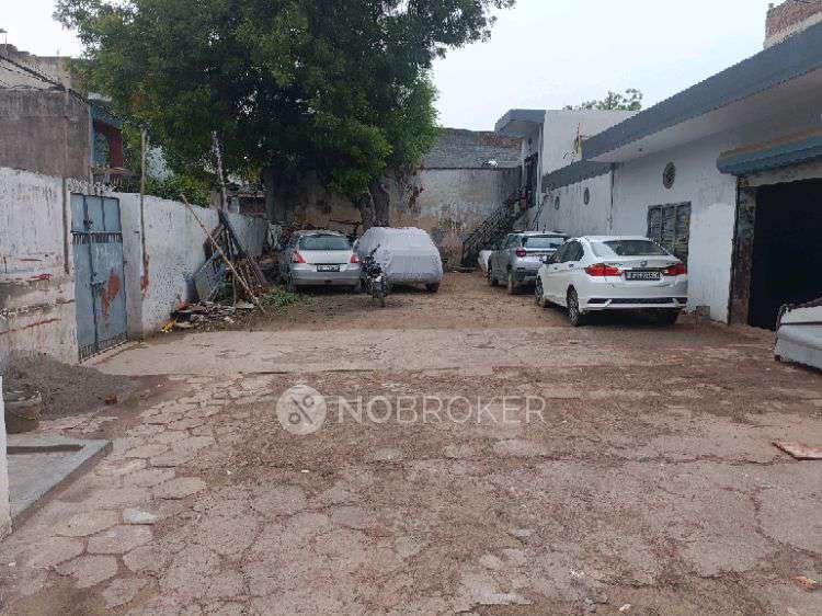 Industrial in Sector 8, Gurgaon for Rent 