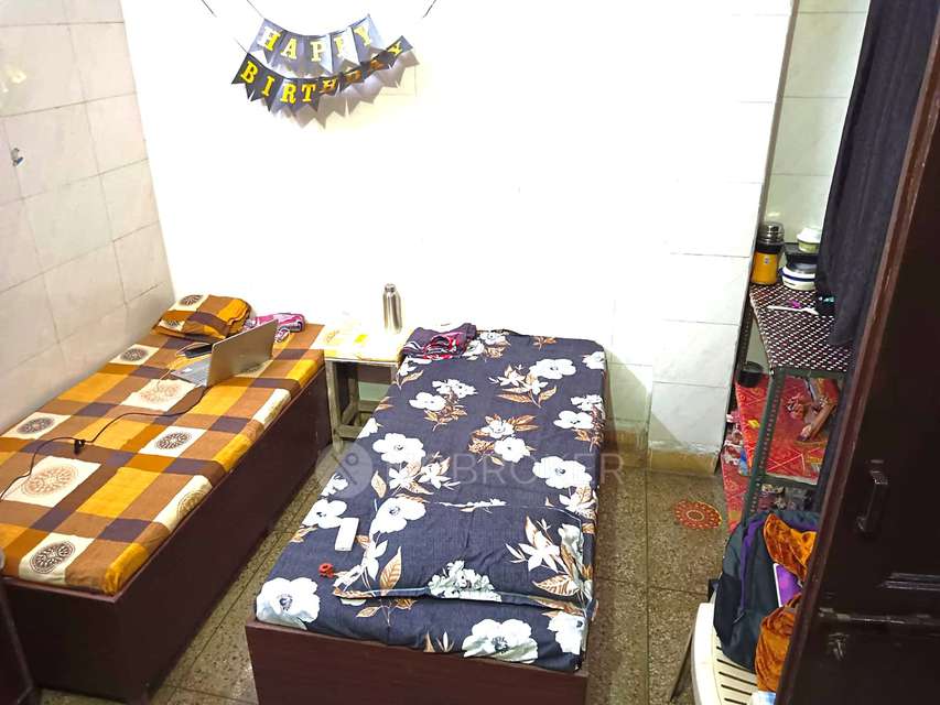 PG for Girls in Laxmi Nagar