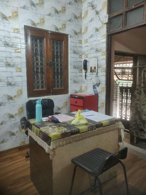 PG for Girls in Laxmi Nagar