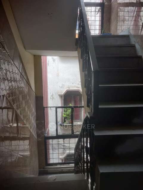 PG for Girls in Laxmi Nagar