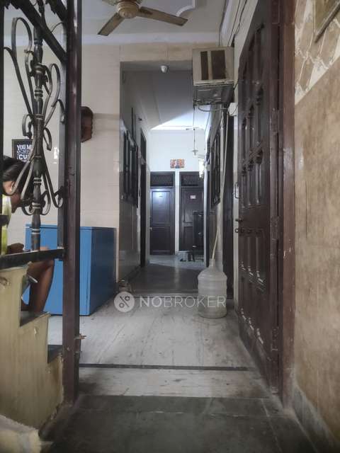 PG for Girls in Laxmi Nagar