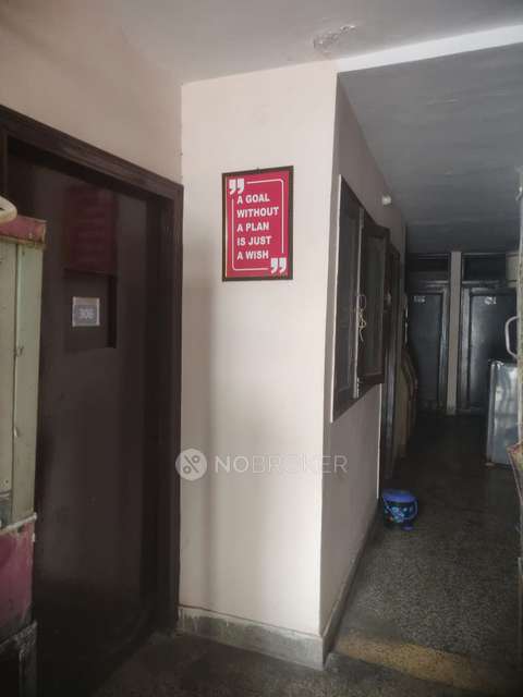 PG for Girls in Laxmi Nagar