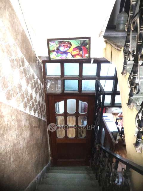 PG for Girls in Laxmi Nagar