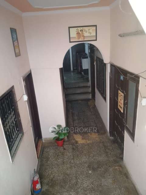 PG for Girls in Laxmi Nagar