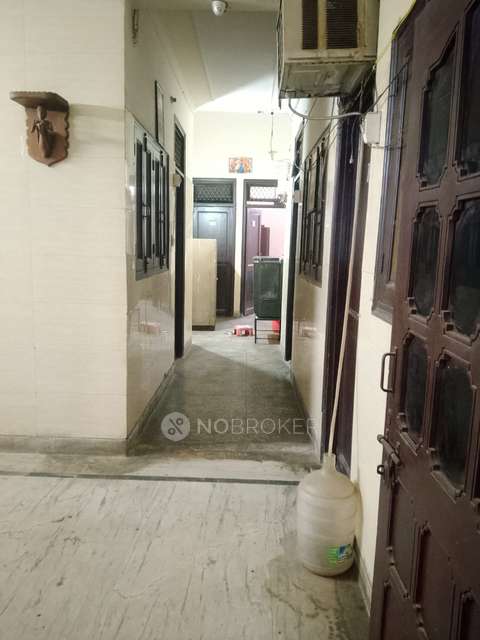 PG for Girls in Laxmi Nagar