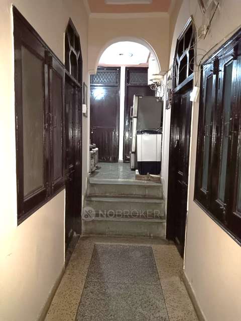 PG for Girls in Laxmi Nagar