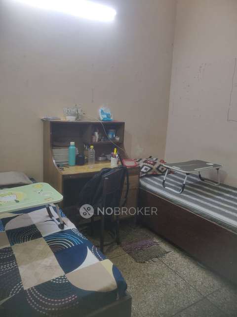 PG for Girls in Laxmi Nagar