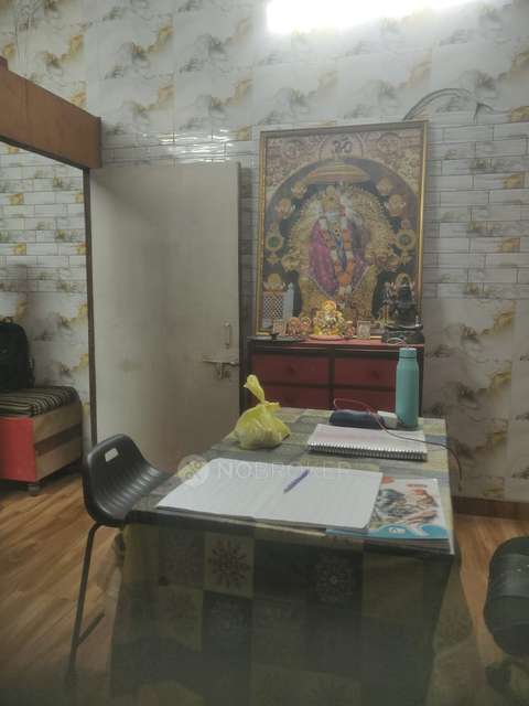 PG for Girls in Laxmi Nagar