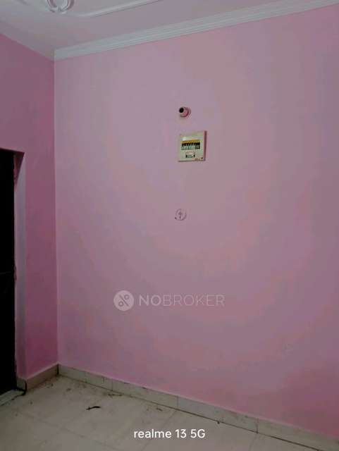 1 RK Flat In Om Plaza Raj Bagh For Sale  In Gt Road