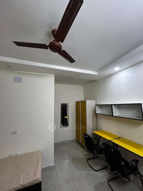 PG for Boys in Karol Bagh, 