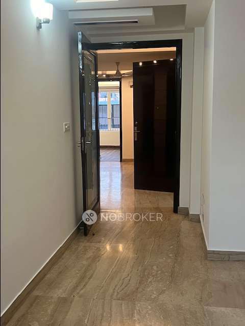 3 BHK Flat For Sale  In  Chittaranjan Park