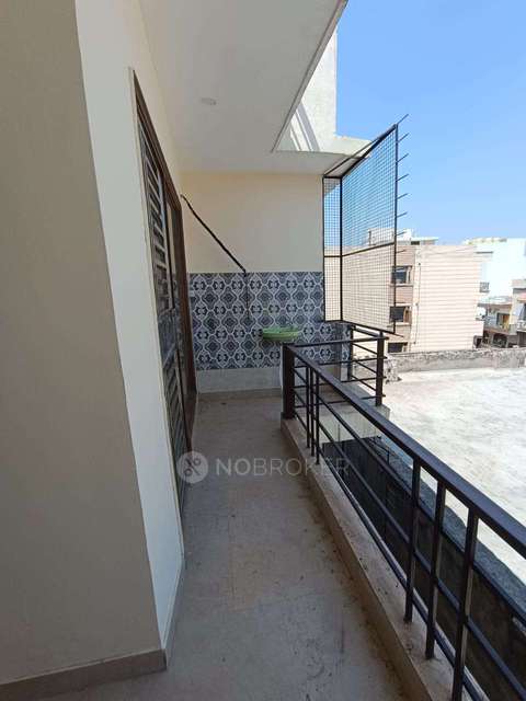 3 BHK Flat For Sale  In Sector 34