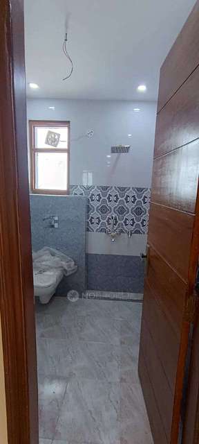 3 BHK Flat For Sale  In Sector 34