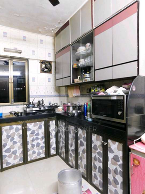 1 BHK Flat In Shree Mira Co Operatvie Housing For Sale  In Kandivali East