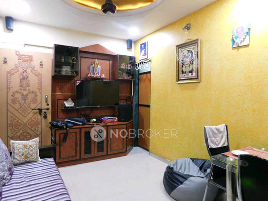 1 BHK Flat In Shree Mira Co Operatvie Housing For Sale  In Kandivali East