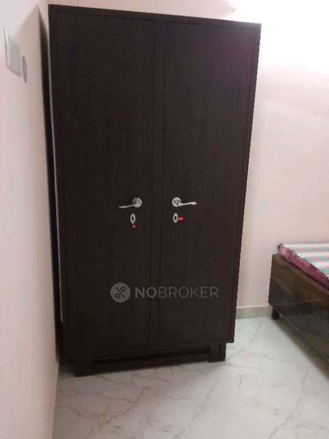 PG for Boys in Janakpuri