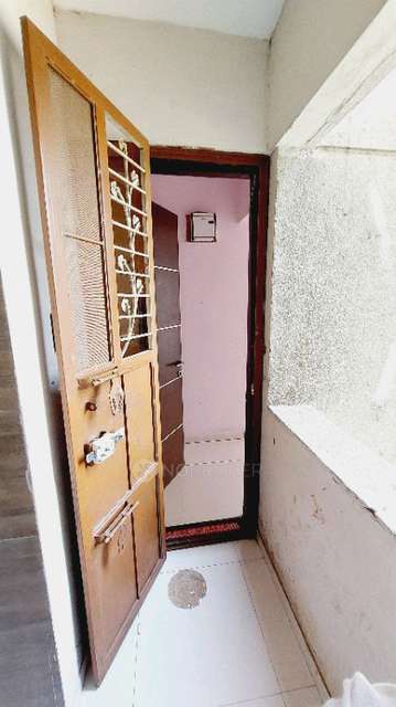 2 BHK Flat In Silver Arch for Rent  In Yashwant Nagar