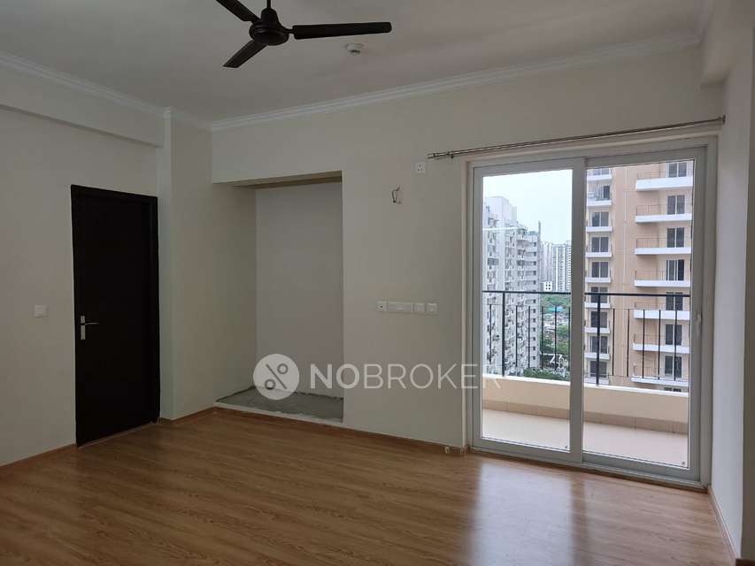 3 BHK Flat In Amarpali Crystal Homes, Sector 76 for Rent  In Sector 76