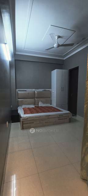 2 BHK Flat In Uphaar Homes, Sector 105 For Sale  In Sector 105